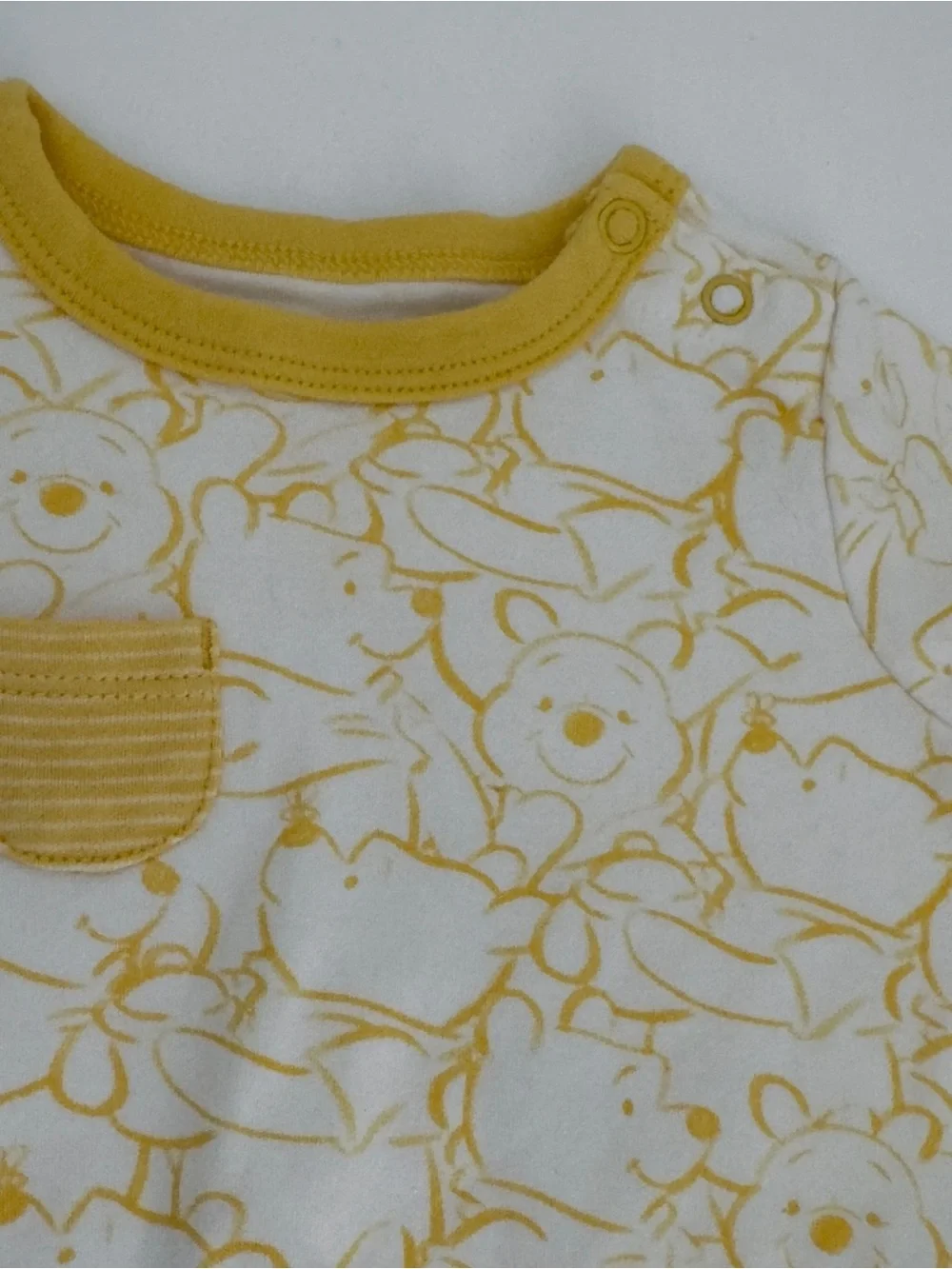 Disney Baby Pooh Romper 0-3 mos White with Yellow